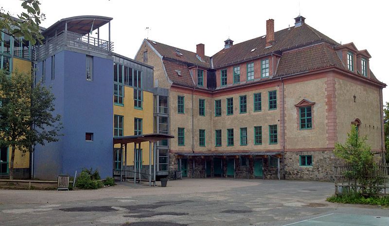 File:Kolbotn skole 2.jpg