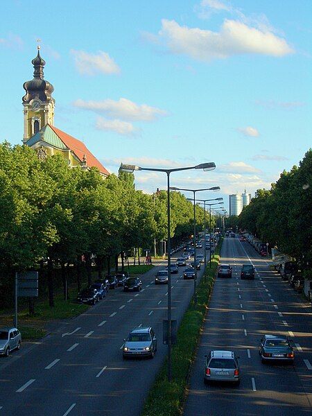 File:Landshuter Allee Muenchen.JPG