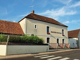 The town hall in Malay-le-Petit