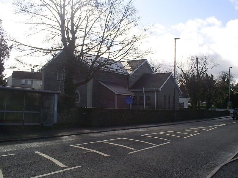 File:Newbuildings Methodist Church.jpg