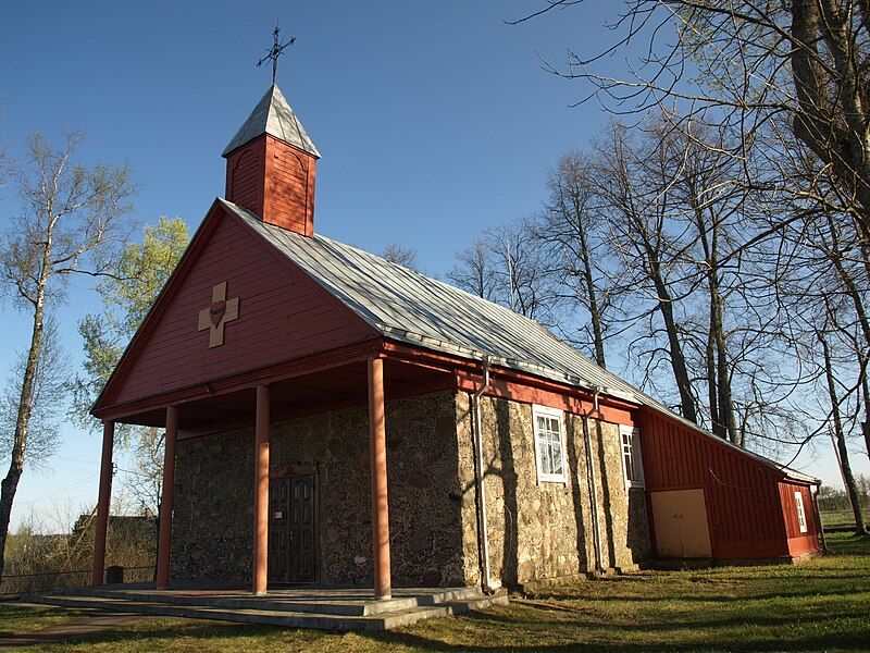 File:Paringys church 2.jpg