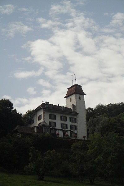 File:Schloss Rümligen DSC05472.jpg