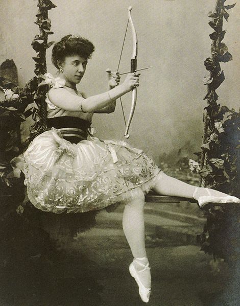 File:Sylvia -Preo -1901.JPG