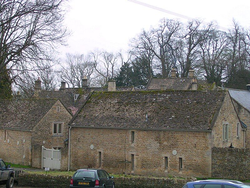 File:Upper Slaughter (4).JPG