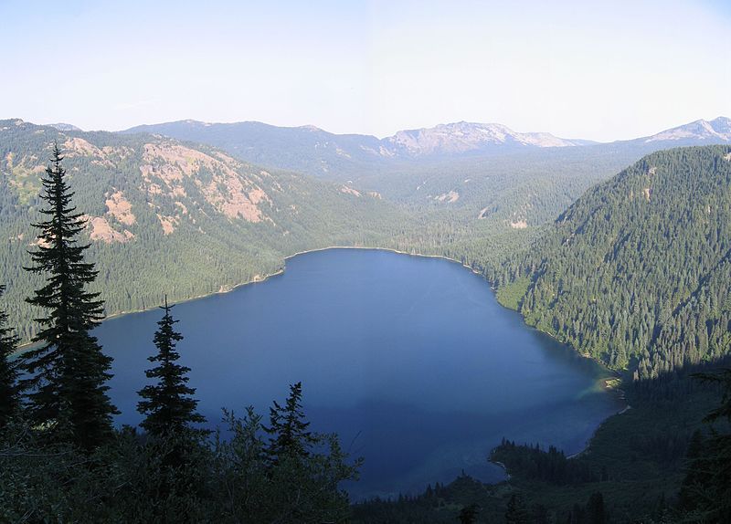 File:Walupt Lake.jpg