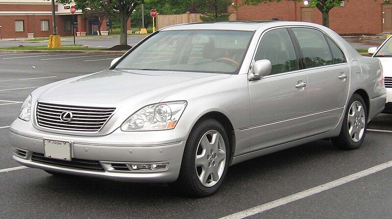 File:04-06 Lexus LS430.jpg