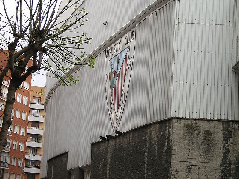 File:Atletico Bilbao Stadion.jpg