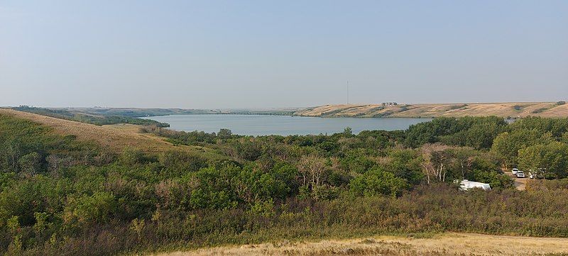 File:Blackstrap Lake 04.jpg