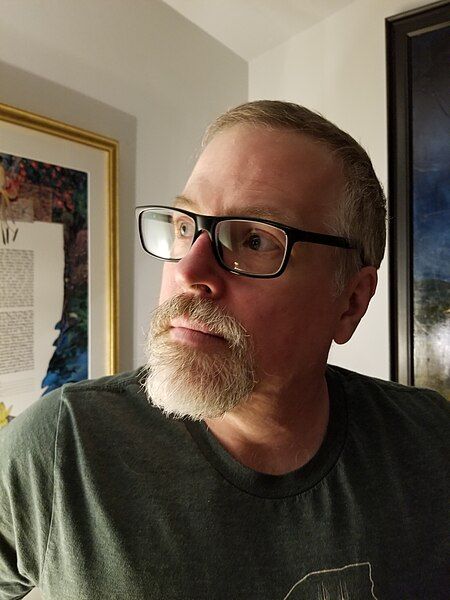 File:JeffVanderMeer2019.jpg