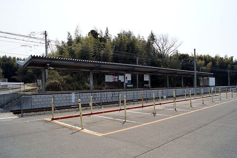 File:Kuroishi station west.jpg