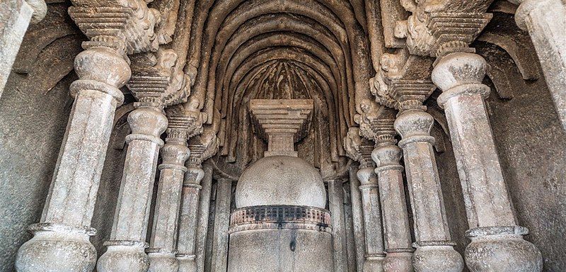 File:Lenyadri Chaitya hall.jpg