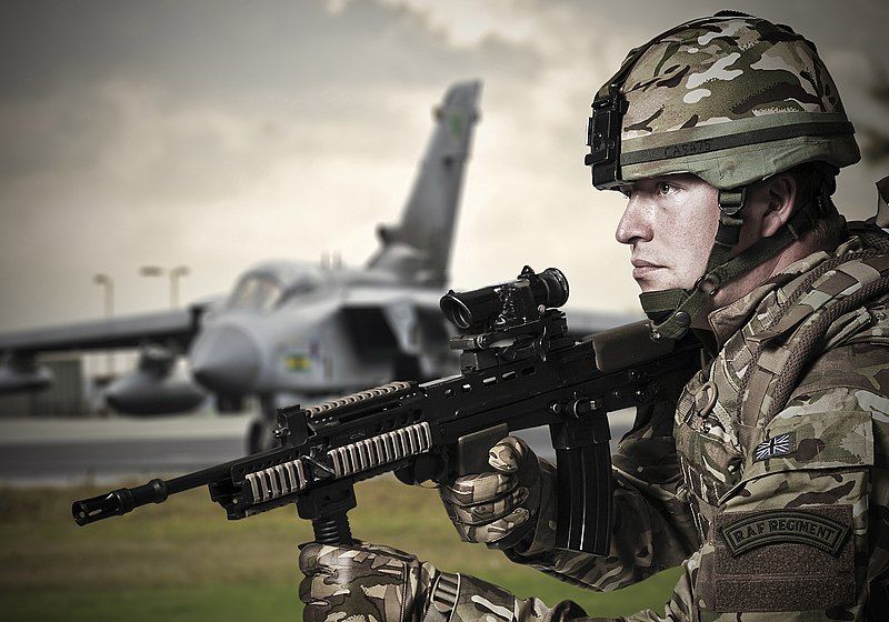 File:RAF Regiment Gunner.jpg