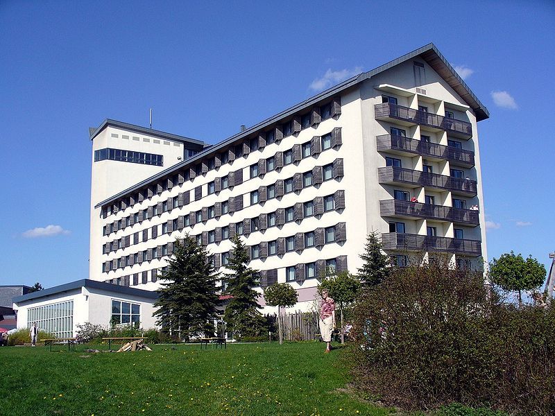 File:Ringberghotel.jpg