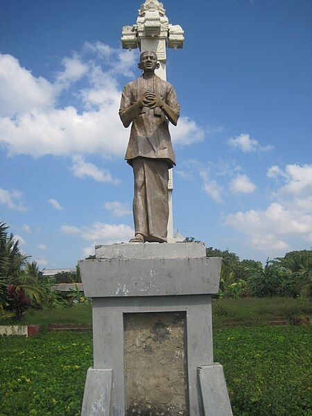 File:Selva memorial.jpg