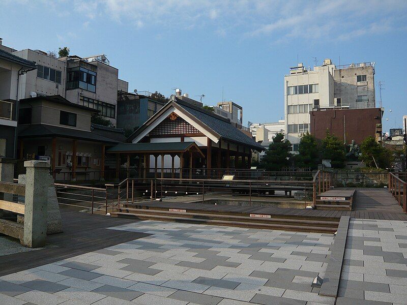 File:Shibata jinja.jpeg