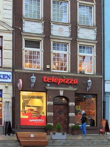 File:Stągiewna Gdańsk Telepizza.jpg