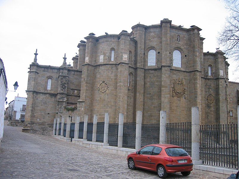 File:Alcántara City01.jpg