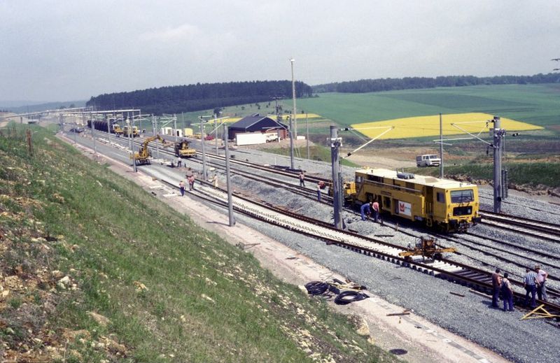 File:Betriebsbahnhof Rohrbach 1986-05-21.jpg