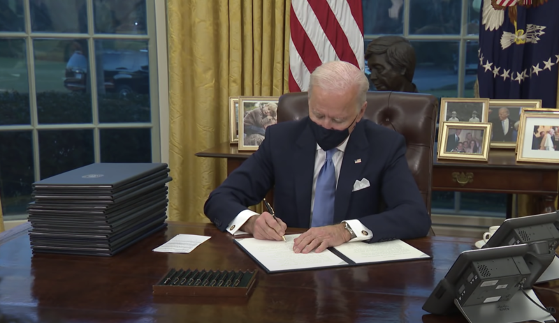 File:Biden1stExecutiveOrders.png