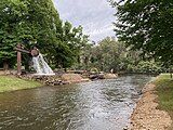 Bright Splash Park is on the Ovens River