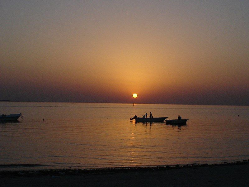 File:BudaiyaBeach.JPG