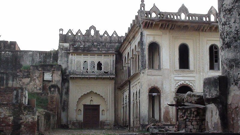 File:Chhatari Fort.JPG