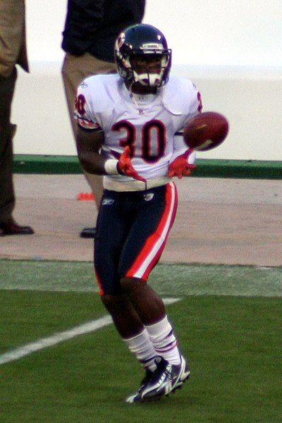 File:DJ Moore.jpg