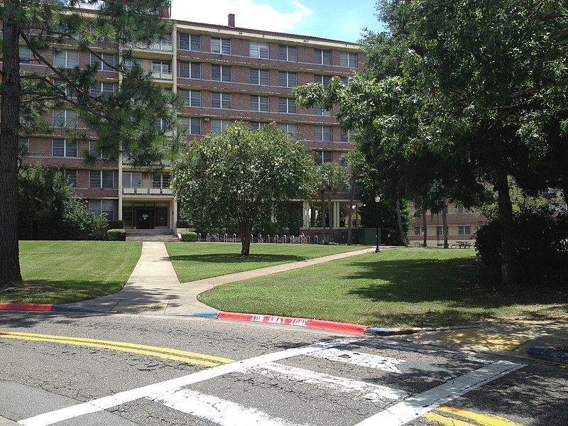 File:Deviney Hall FSU.jpg