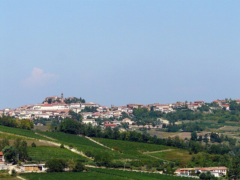 File:Frassinello Monferrato-panorama.jpg