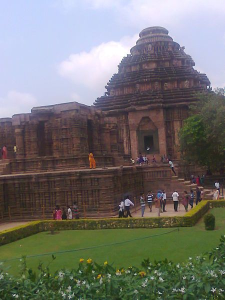 File:Konark sun temple.jpg