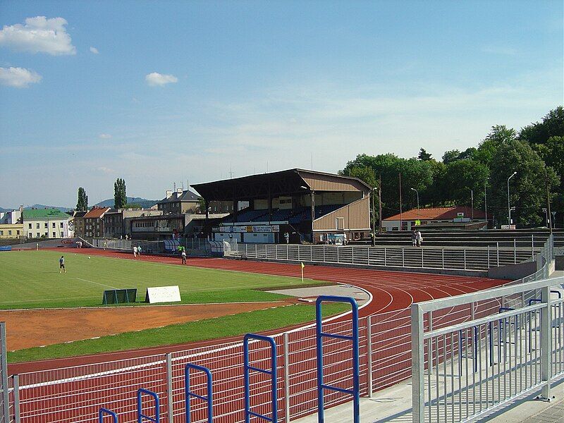 File:UstinadLabem Mestskystadion.JPG