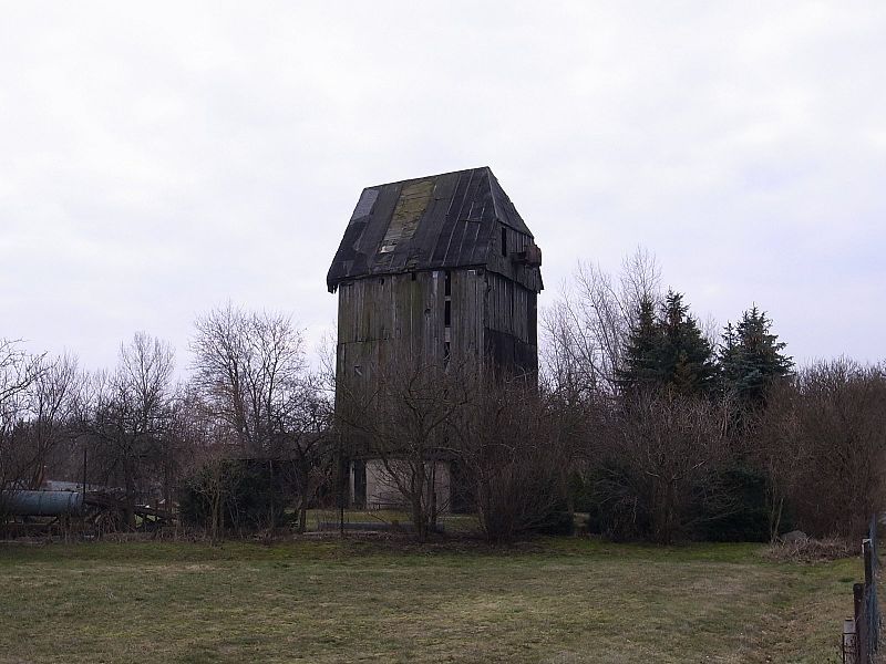 File:Wölls-Petersdorf Windmühle.jpg