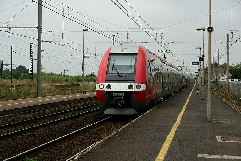 File:Agde - Gare04.jpg