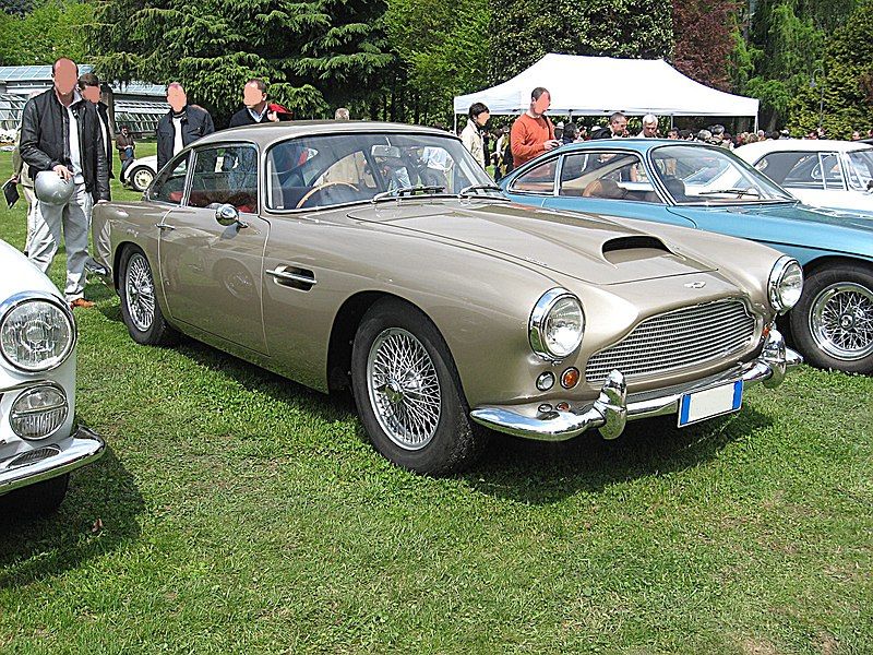 File:Aston-Martin DB4.JPG