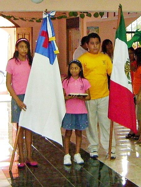 File:Bandera cristiana.JPG