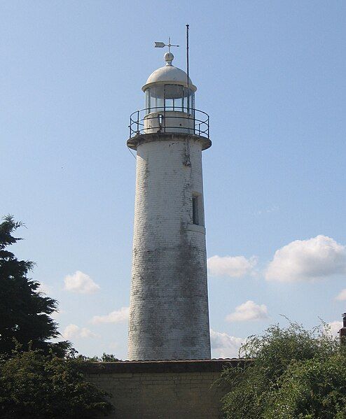 File:Hale Lighthouse.jpg