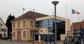 The town hall in Ichtratzheim