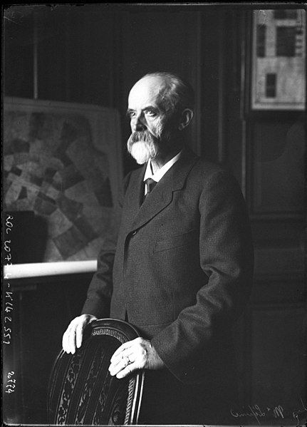 File:Louis Lépine 1912.jpg