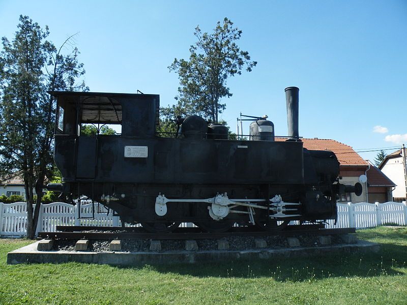 File:MÁV 377 Balassagyarmaton.JPG