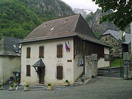 Town Hall of Etsaut