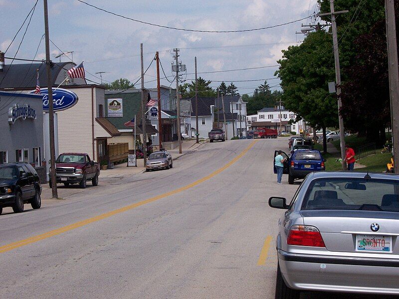 File:MountCalvaryWisconsinDowntown1.jpg