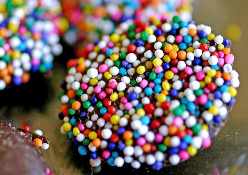 File:Nonpareils.jpg