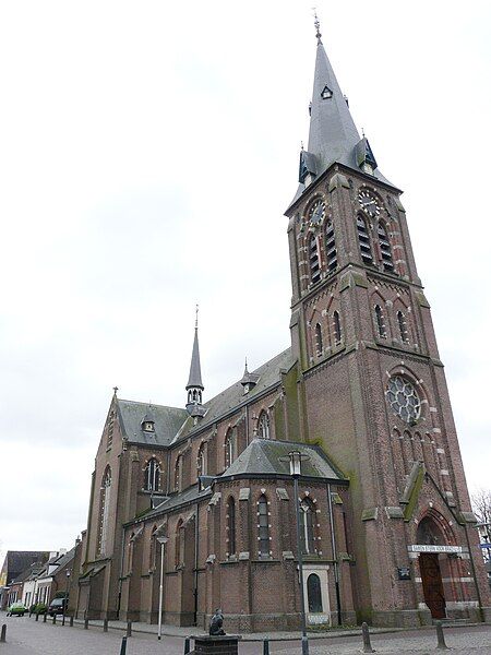 File:P1010873copyH. Maria Hemelvaartkerk.jpg