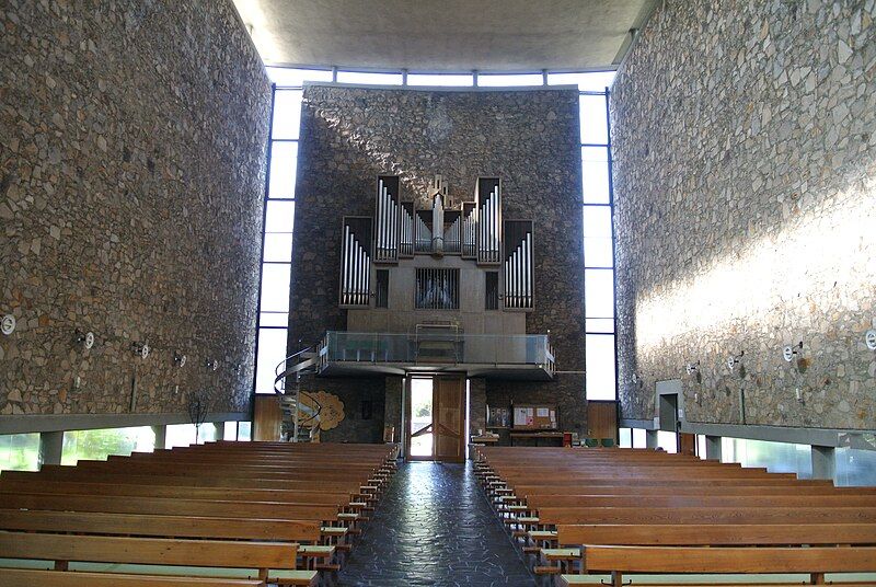 File:St.Wendel-Kirche Innenraum Orgel.JPG