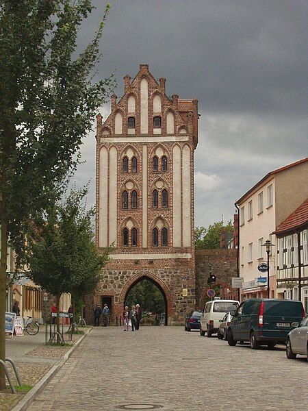 File:Templin Germany Berlingate.jpg