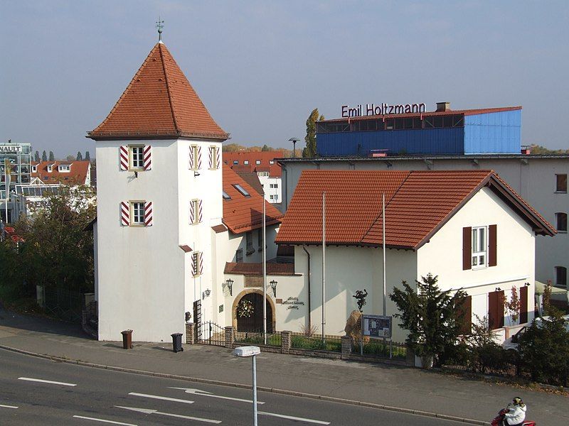 File:Warturm.JPG