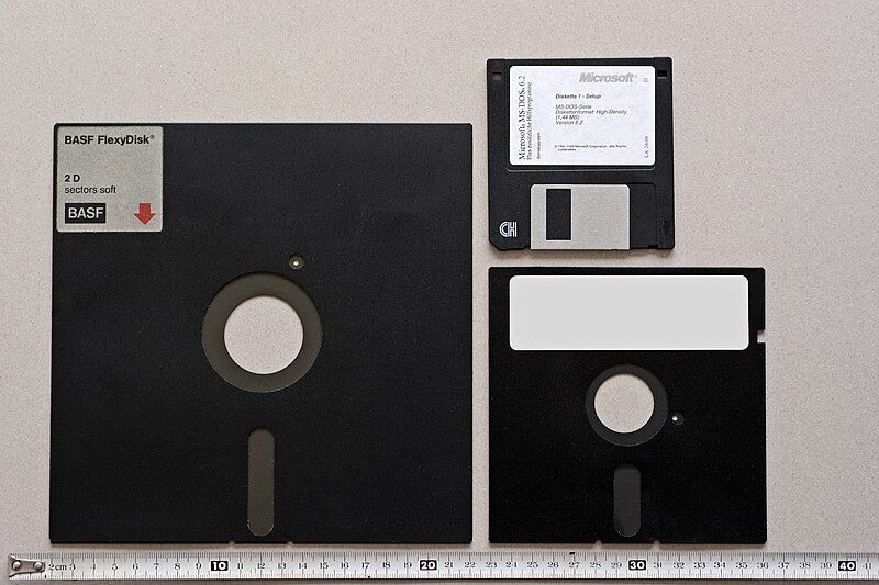 File:3Disks.jpg