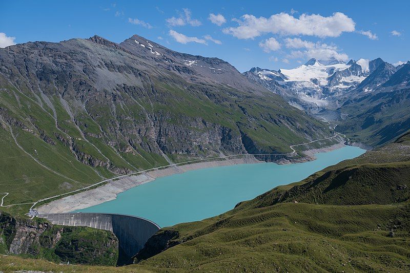 File:Barrage de Moiry.jpg