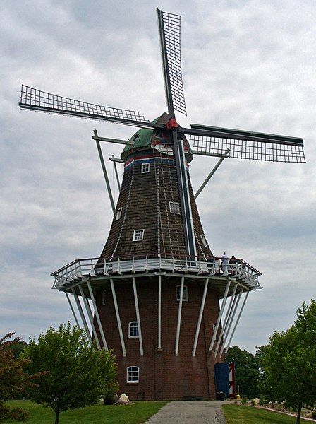 File:DeZwaanWindmill.JPG