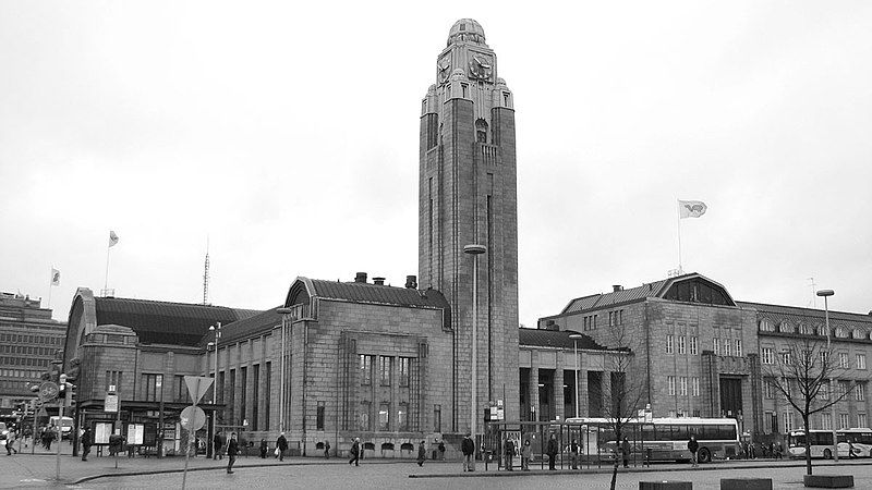 File:Helsinki Railwaystation January-14-2008.jpg